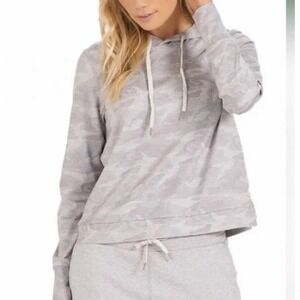 Vuori Halo Essential Hoodie Women Size Small Gray Camo Hooded Soft Dreamknit